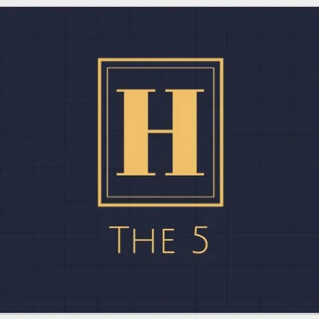 Hotel The 5 3*
